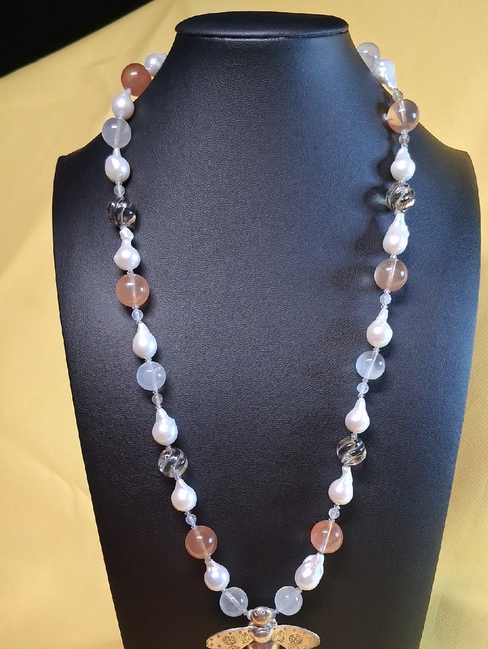 Pearl and Agate Beaded Necklace - White and Brown